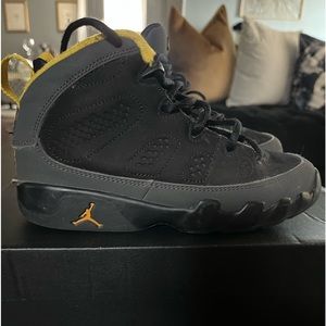 jordan 9 retro dark charcoal university gold